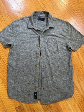 Lucky Brand Heather Grey Short-Sleeve Button-Down Shirt